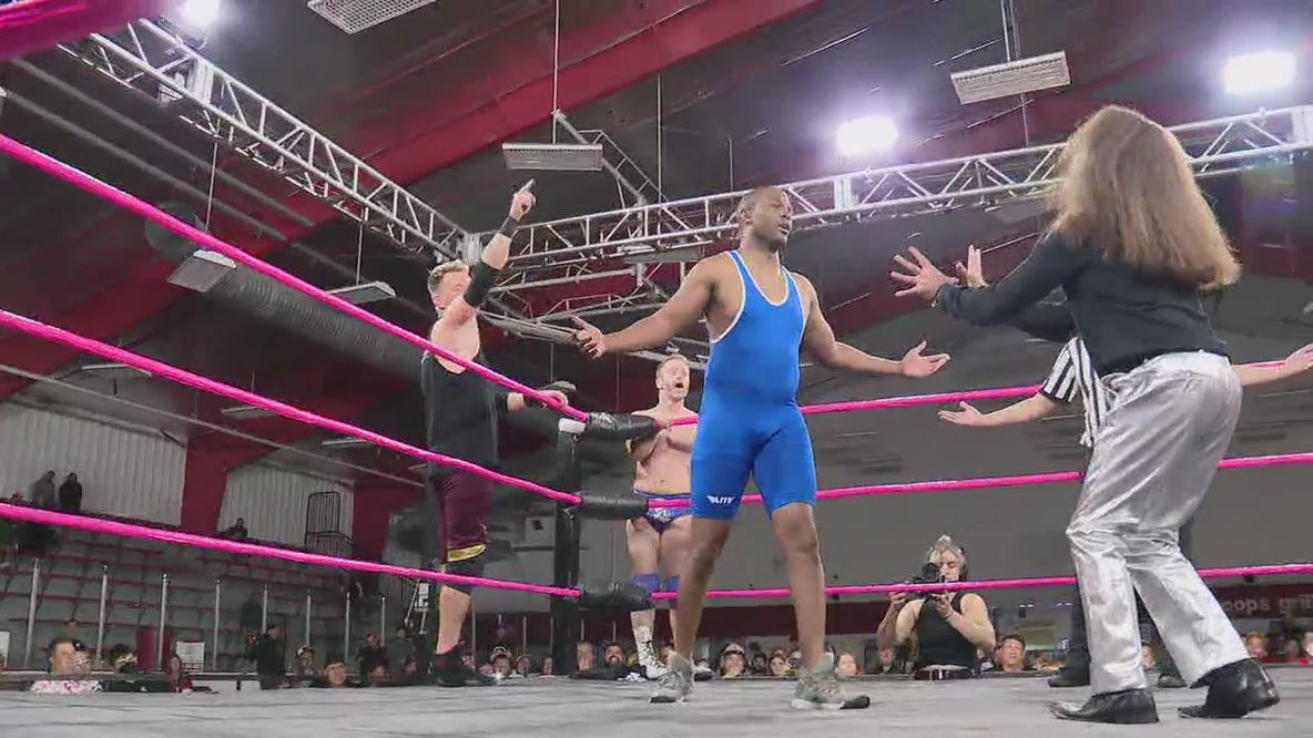 Live pro wrestling raises money for children with autism in Wayne